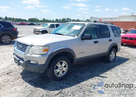 2006 Ford Explorer Xlt z USA, uszkodzony, nr VIN 1FMEU63E96UA54379